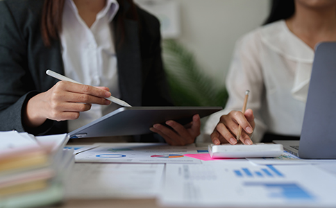 開(kāi)曼群島注冊(cè)公司流程復(fù)雜嗎？