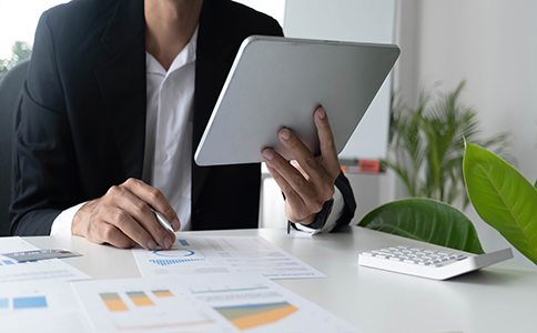 一般納稅人公司注冊：材料、優(yōu)勢與注意...