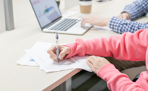 如何注冊電子商務(wù)公司？流程、材料及費(fèi)...